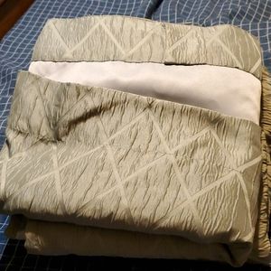 Room darkening curtains